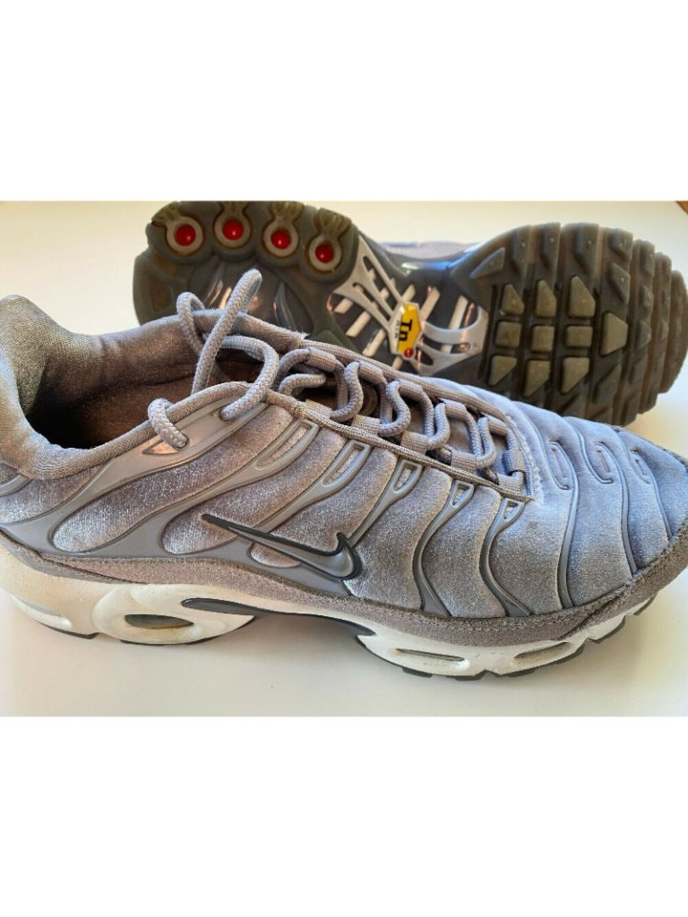 Nike Air Max Plus LX Gunsmoke Atmosphere Grey Shoes Women’s 7 AH6788-001 - Picture 9 of 12